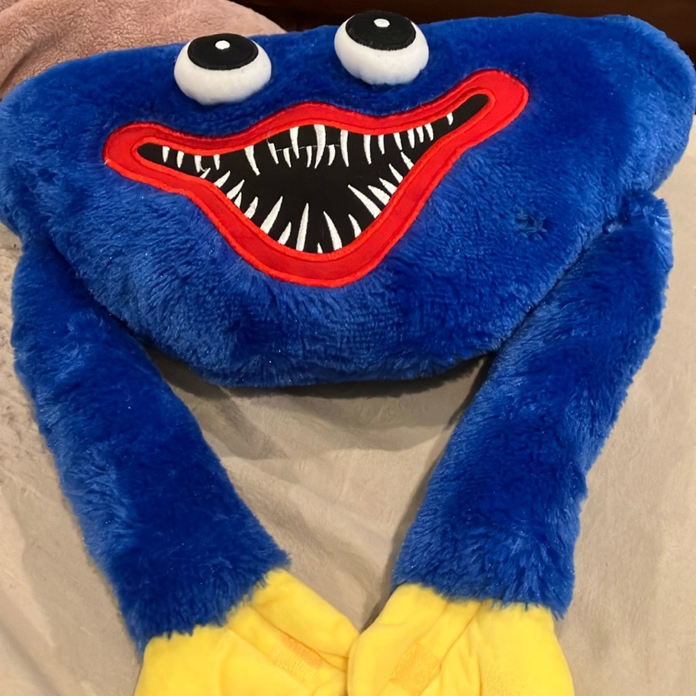 Huggy Wuggy pillow